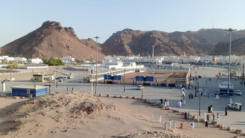 sejarah jabal uhud